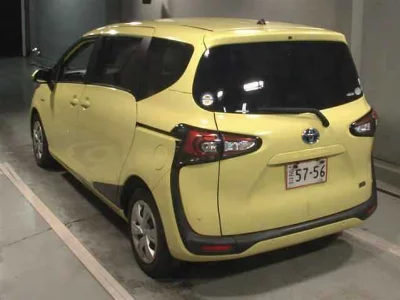 Toyota Sienta