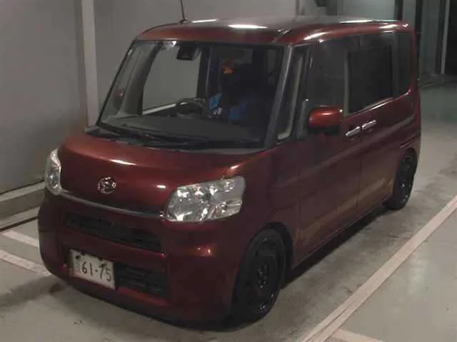 Daihatsu Tanto  с аукциона в Японии
