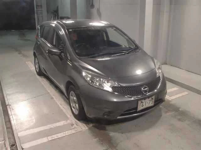 Nissan Note  с аукциона в Японии