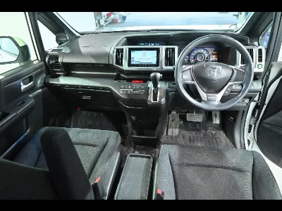 HONDA STEPWGN SPADA