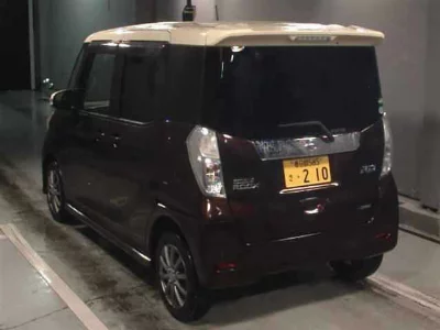NISSAN DAYZ ROOX