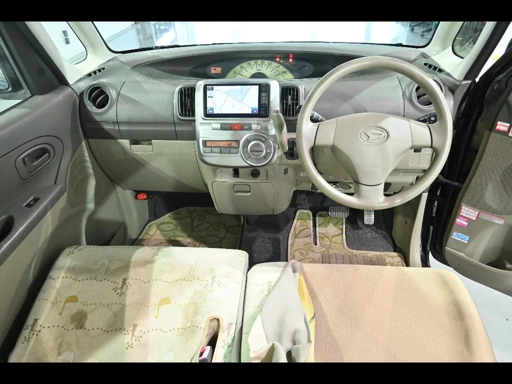 Daihatsu Tanto  с аукциона в Японии