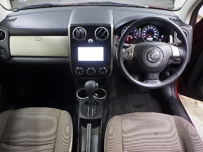 Mazda Verisa
