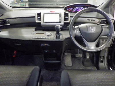Honda Freed Spike