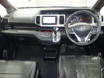 HONDA STEPWGN SPADA