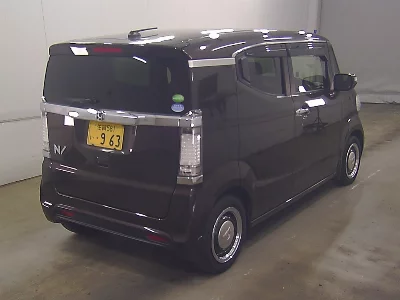 HONDA N-BOX SLASH