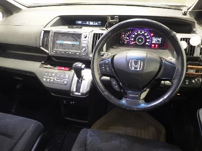 HONDA STEPWGN SPADA