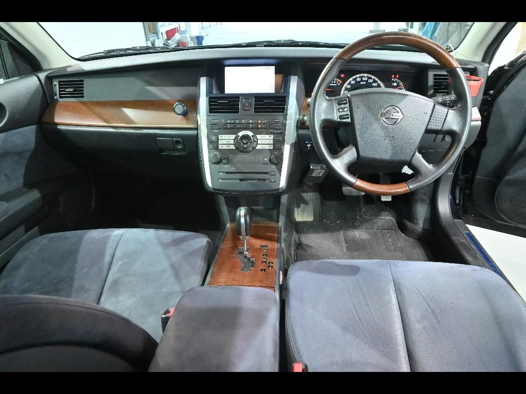 Nissan Teana  с аукциона в Японии