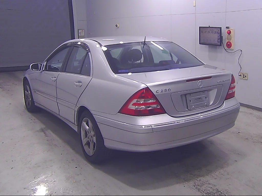 Mercedes-Benz C-Class  с аукциона в Японии