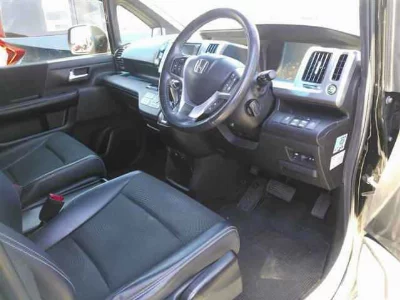 HONDA STEPWGN SPADA