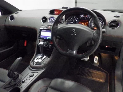 PEUGEOT RCZ