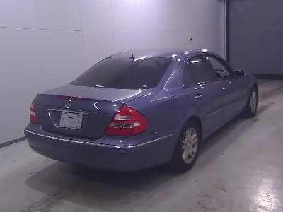MERCEDES BENZ E CLASS