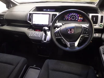 HONDA STEPWGN SPADA