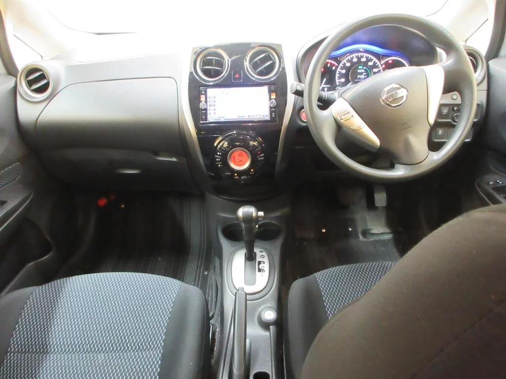 Nissan Note  с аукциона в Японии