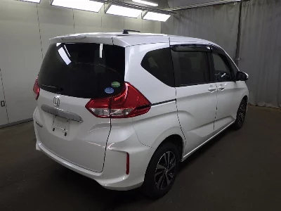 HONDA FREED+
