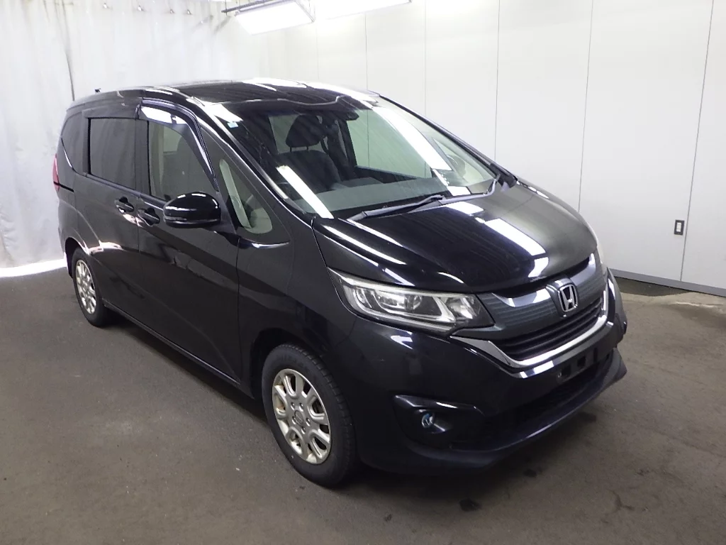 Honda Freed  с аукциона в Японии