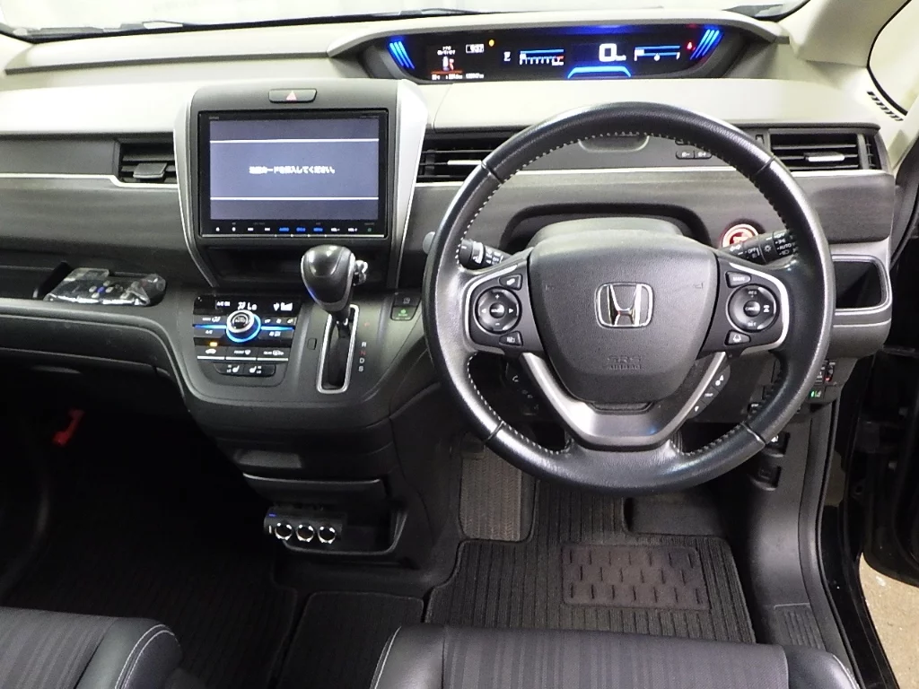 Honda Freed  с аукциона в Японии