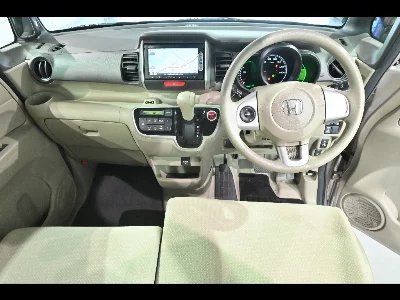 HONDA N BOX +