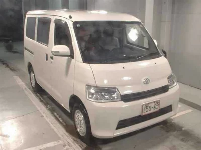 TOYOTA TOWN ACE VAN