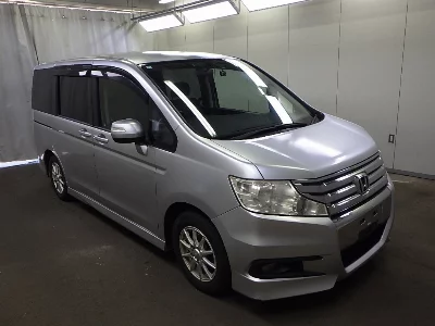 Honda STEPWGN SPADA