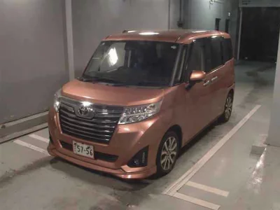TOYOTA ROOMY