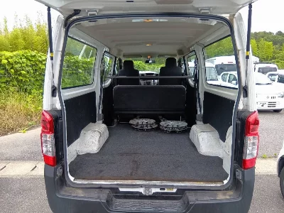 NISSAN NV350 CARAVAN