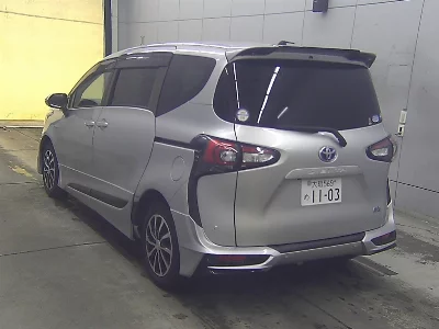 Toyota Sienta