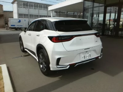 LEXUS LBX
