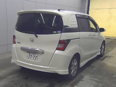 Honda Freed Spike