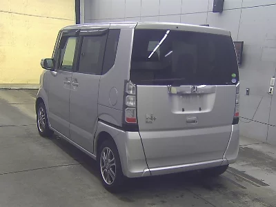 HONDA N BOX +