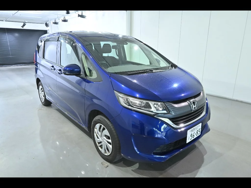 Honda Freed  с аукциона в Японии