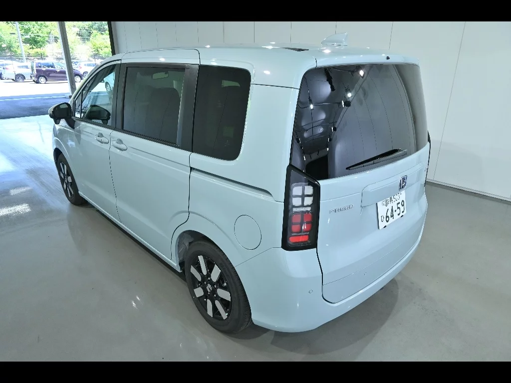 Honda Freed  с аукциона в Японии
