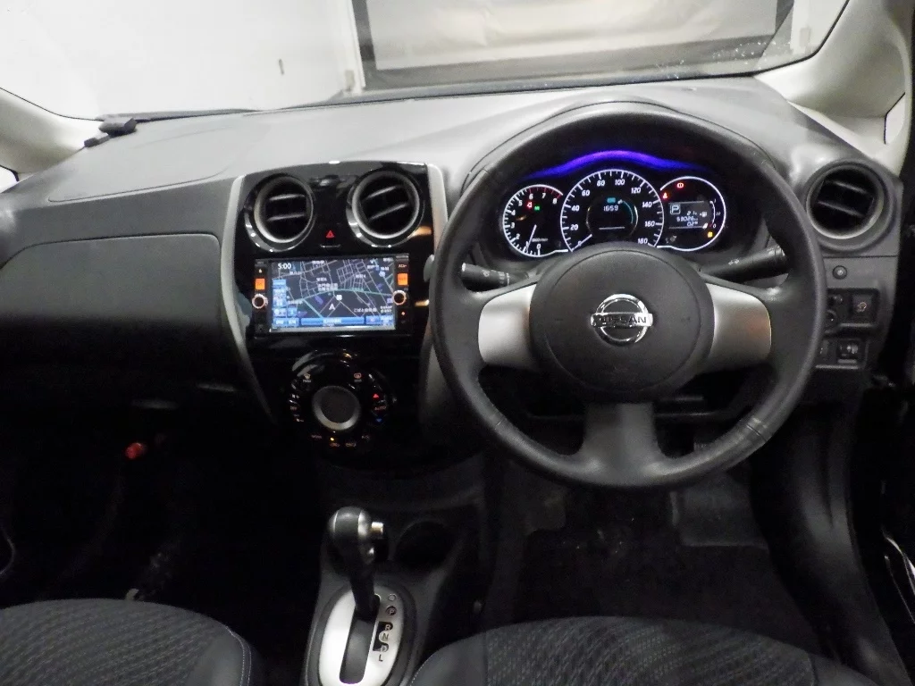 Nissan Note  с аукциона в Японии