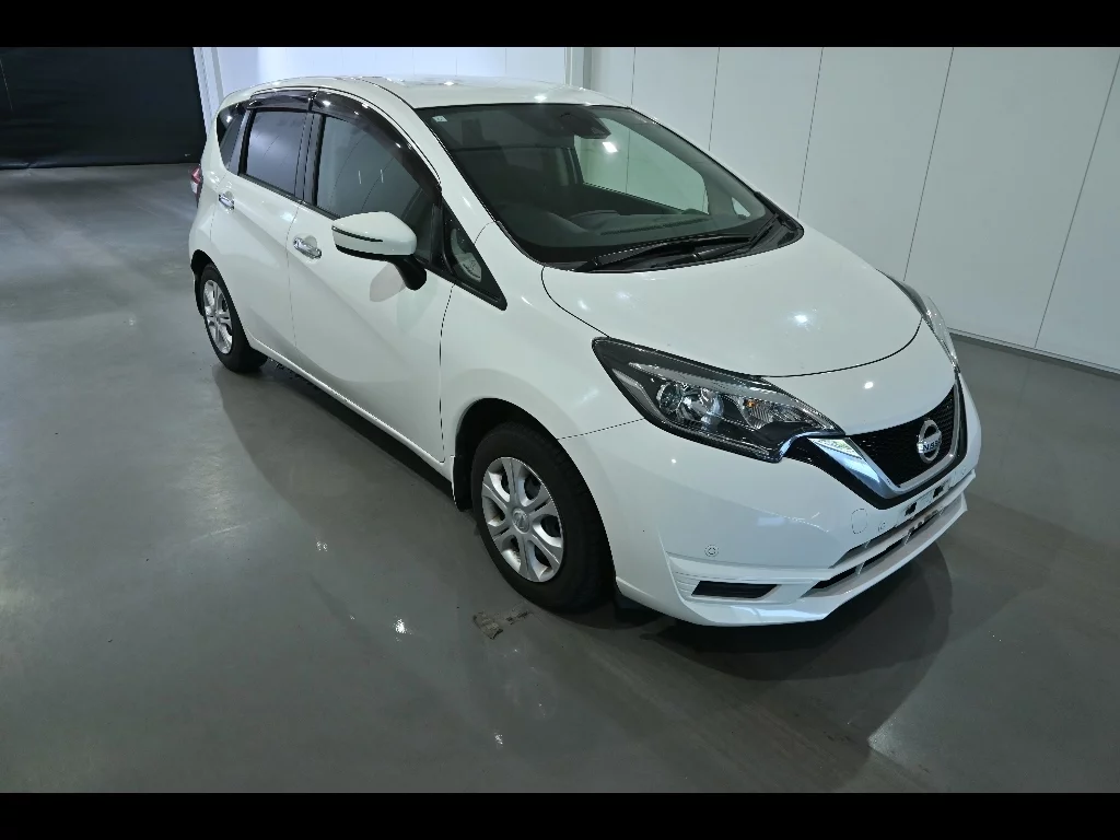 Nissan Note  с аукциона в Японии