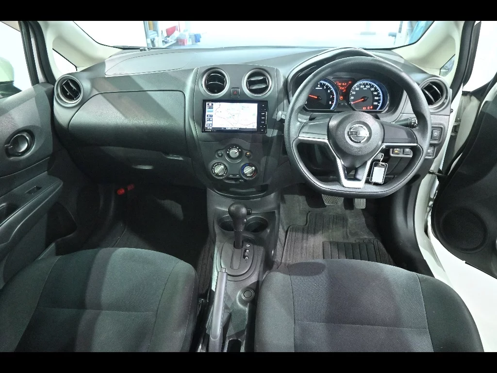 Nissan Note  с аукциона в Японии