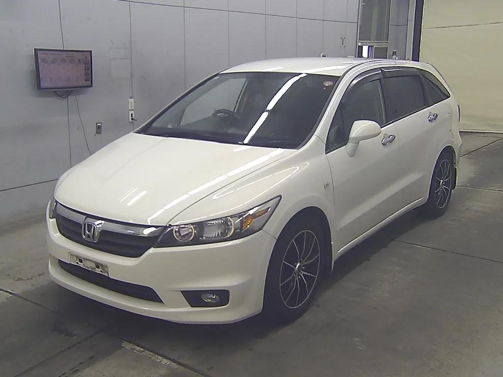 Honda Stream  с аукциона в Японии