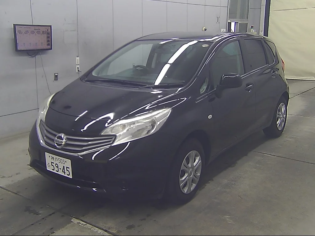 Nissan Note  с аукциона в Японии