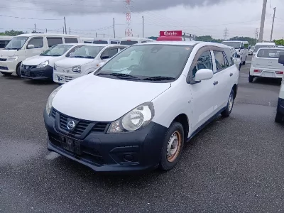 Nissan AD
