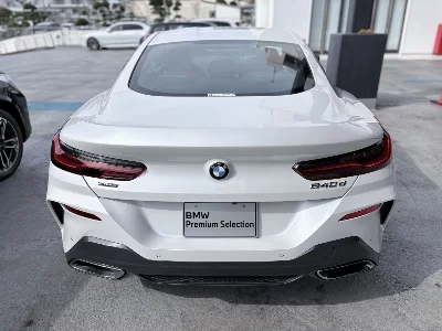 BMW 8-Series