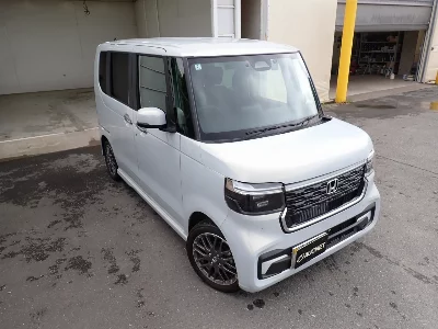 HONDA N BOX CUSTOM