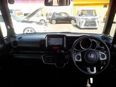 HONDA N BOX