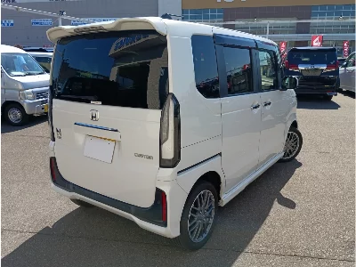 HONDA N BOX CUSTOM