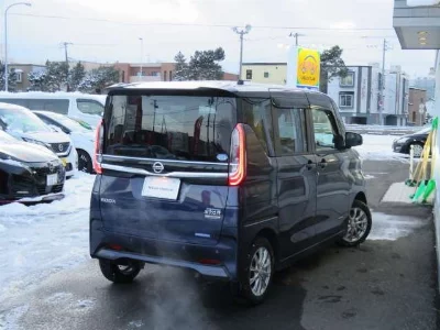 NISSAN ROOX
