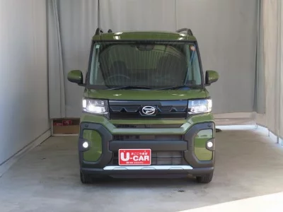 DAIHATSU TANTO FUN CROSS
