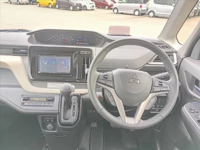 MITSUBISHI DELICA D:2