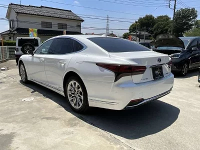 LEXUS LS