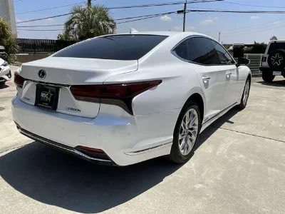 LEXUS LS