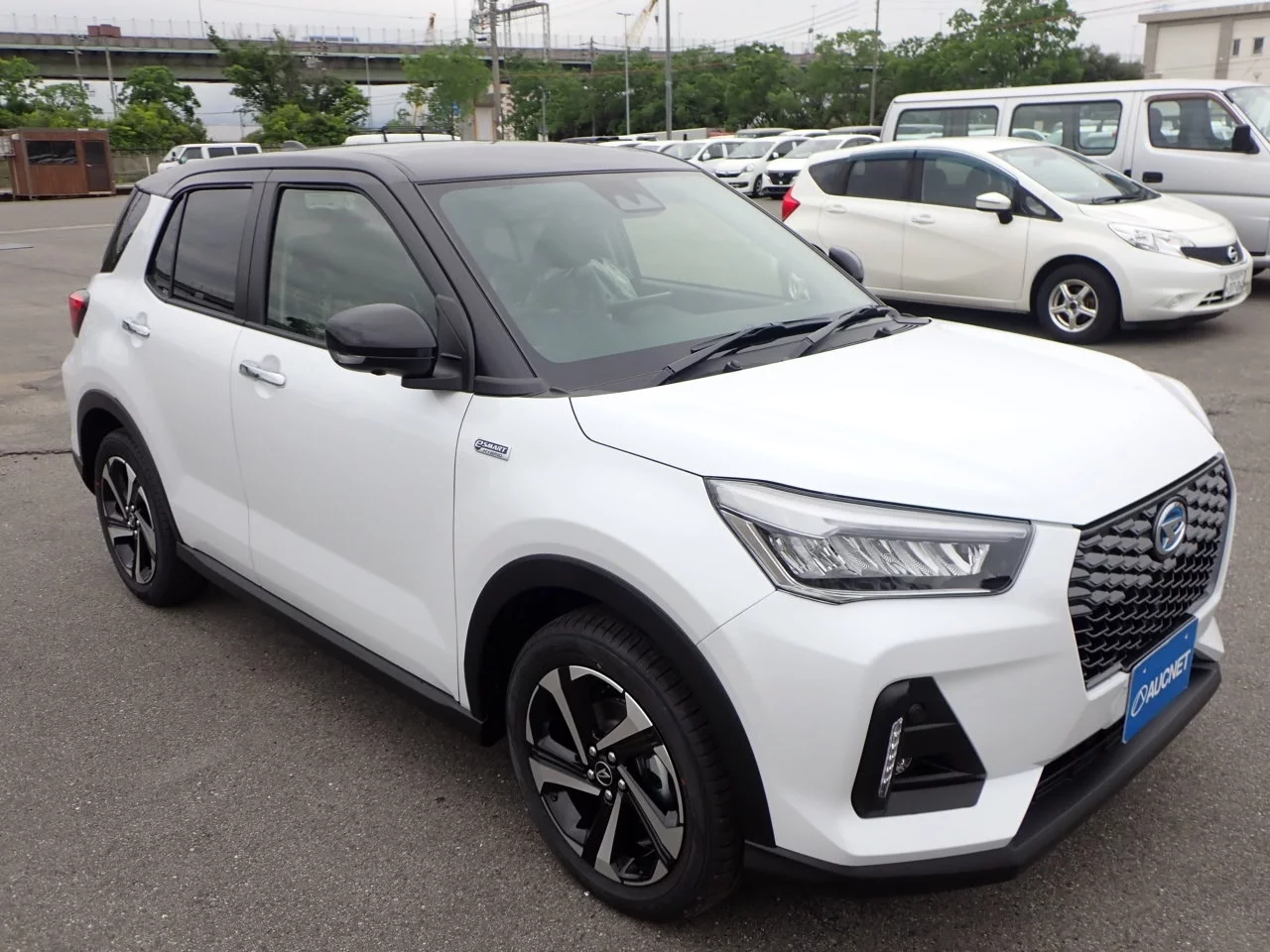 Daihatsu Rocky  с аукциона в Японии