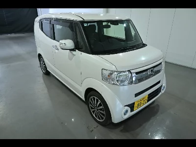 Honda N-Box Slash