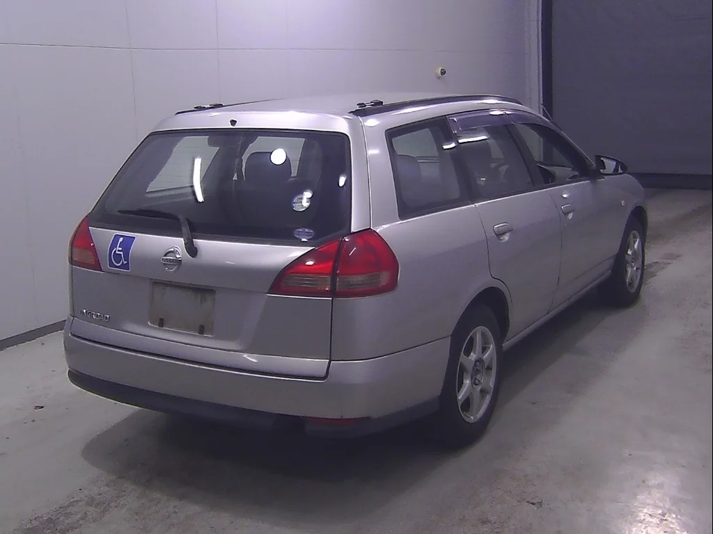 Nissan Wingroad  с аукциона в Японии